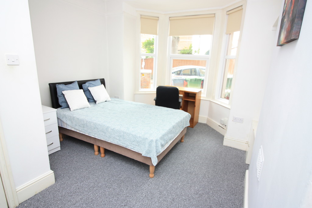 2 bed flat to rent in Elmside, GFF, Mount Pleasant, EX4
