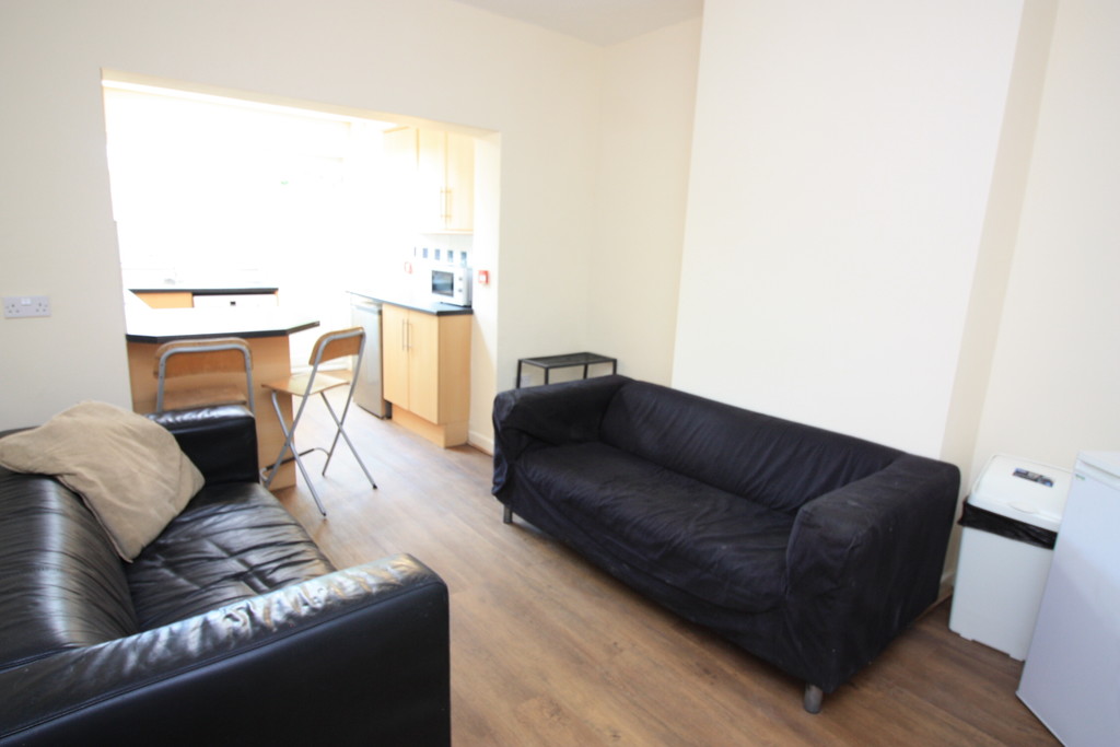 4 bed house to rent in Well Street, Exeter  - Property Image 3