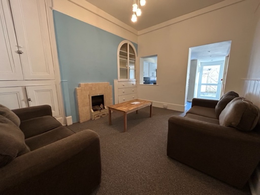6 bed house to rent in Woodbine Terrace, Exeter  - Property Image 2