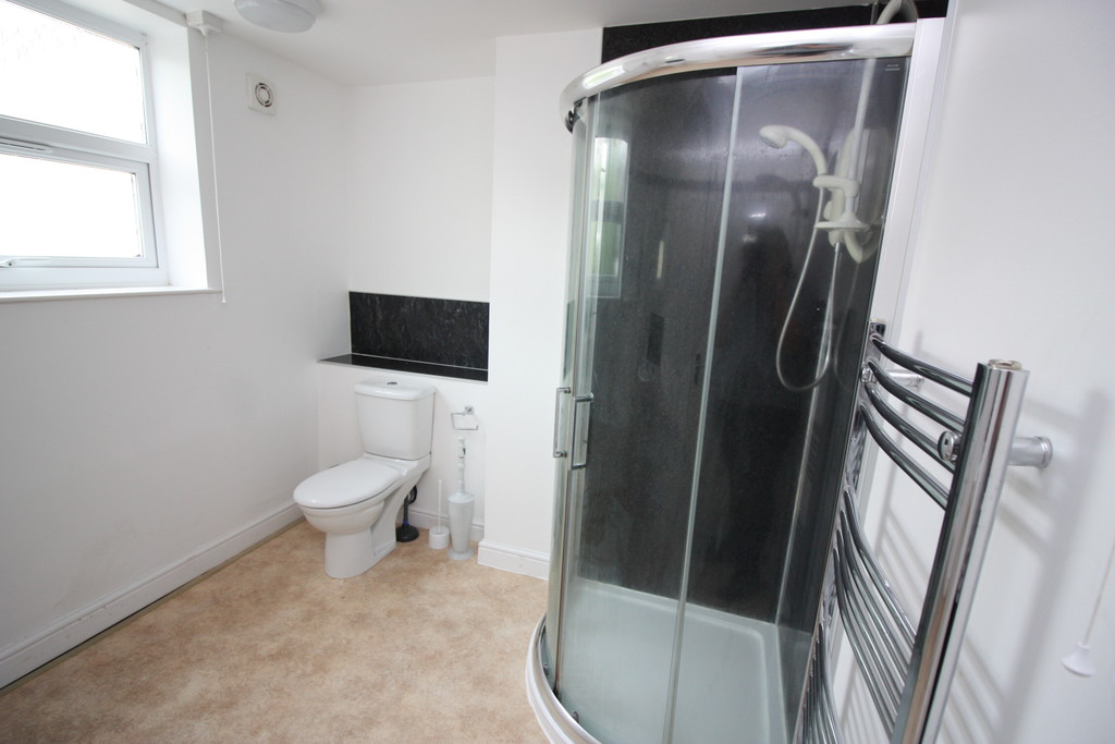 5 bed house to rent in Victoria Street, Exeter  - Property Image 12