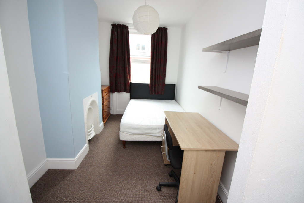 5 bed house to rent in Victoria Street, Exeter  - Property Image 7