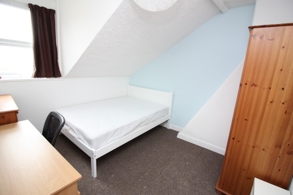 5 bed house to rent in Victoria Street, Exeter 9