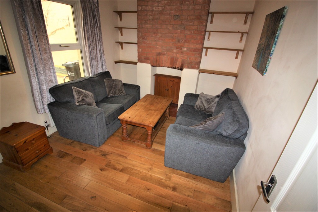 3 bed house to rent in Hoopern Street, Exeter, EX4