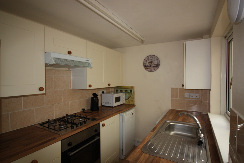 3 bed house to rent in Hoopern Street, Exeter 3