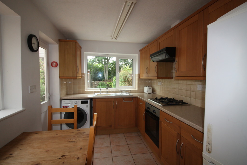 5 bed house to rent in Portland Street, Exeter  - Property Image 2