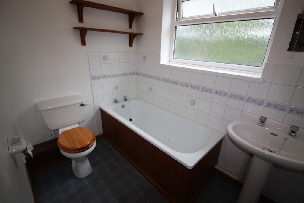 5 bed house to rent in Portland Street, Exeter  - Property Image 11