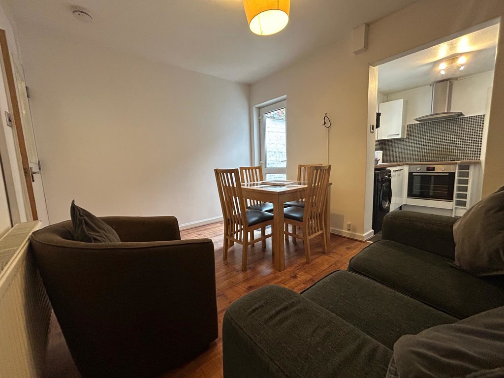 3 bed house to rent in Rosewood Terrace, Exeter, EX4