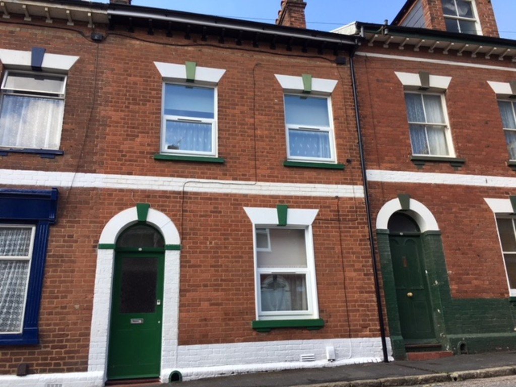 6 bed house to rent in Victoria Street, Exeter, EX4