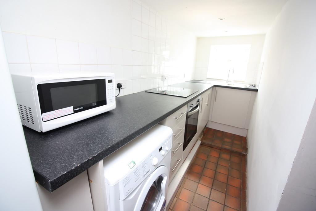4 bed house to rent in Well Street, Exeter  - Property Image 5