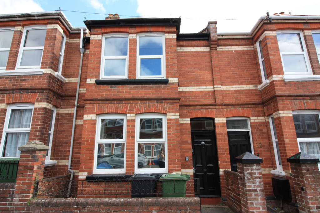 4 bed house to rent in Danes Road, Exeter 1