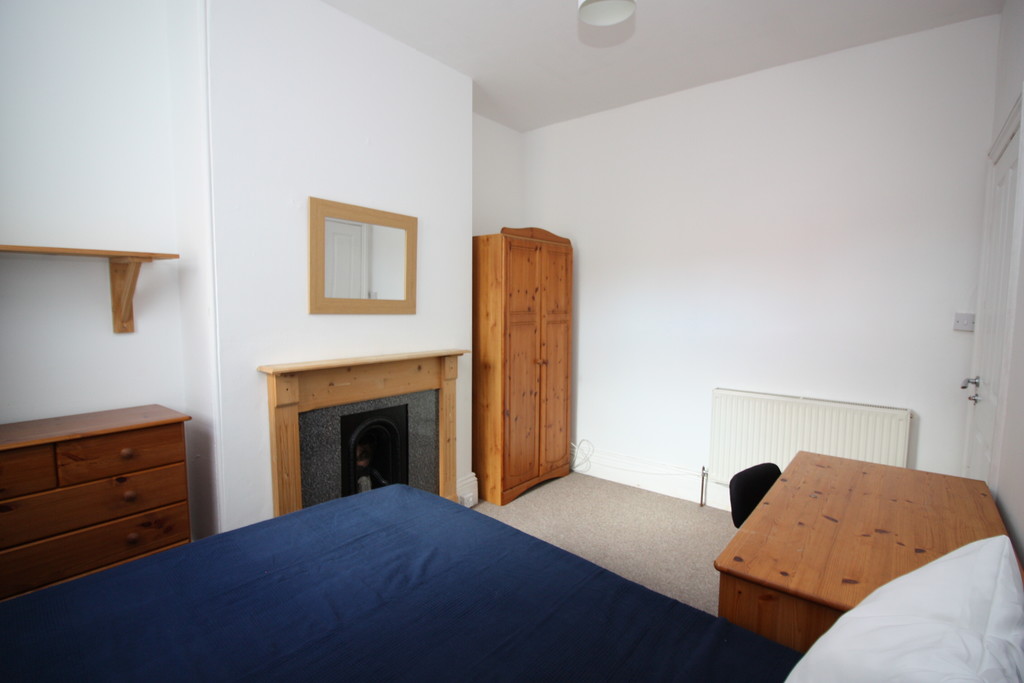 5 bed house to rent in Park Road, Mount Pleasant  - Property Image 8