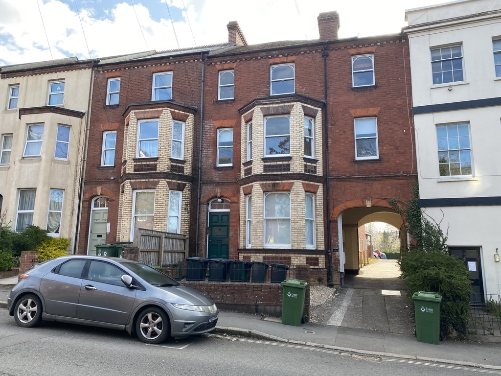 3 bed flat to rent in Pennsylvania Road, 1