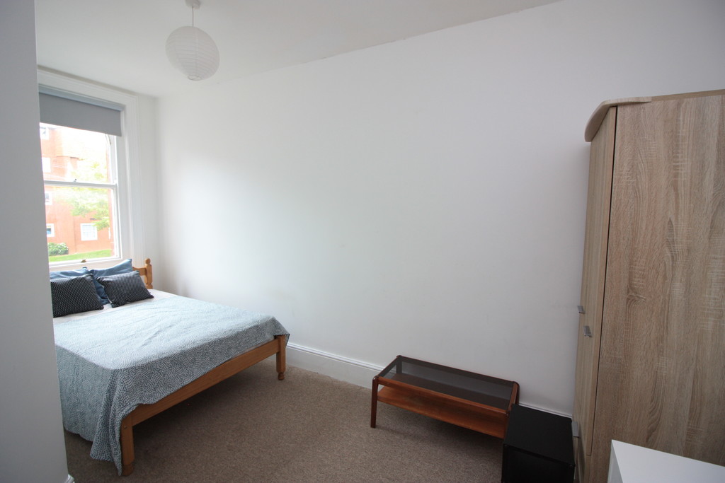 4 bed flat to rent in Pennsylvania Road,  - Property Image 6