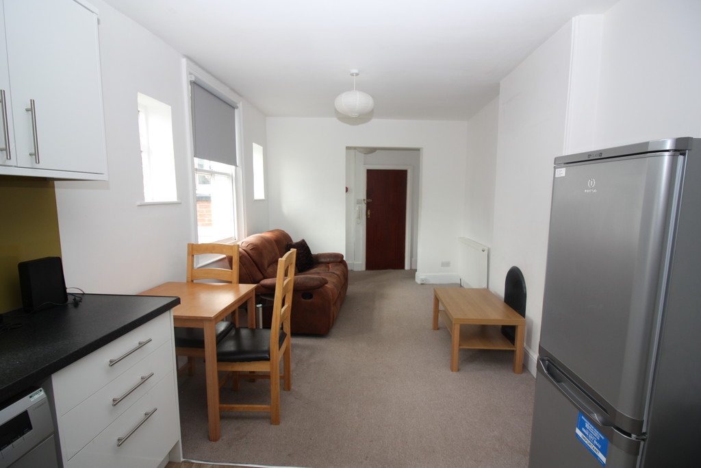 2 bed flat to rent in Pennsylvania Road, 5