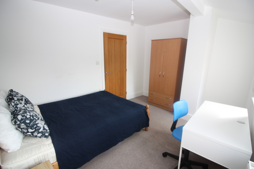 2 bed flat to rent in Pennsylvania Road, 7