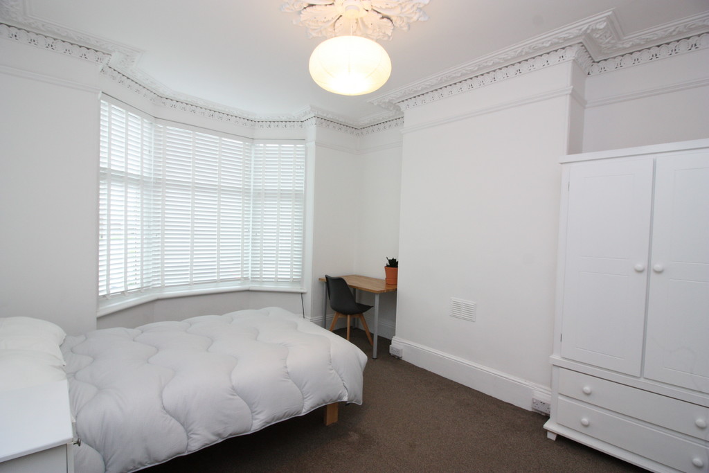 4 bed house to rent in Mount Pleasant Road,  - Property Image 5