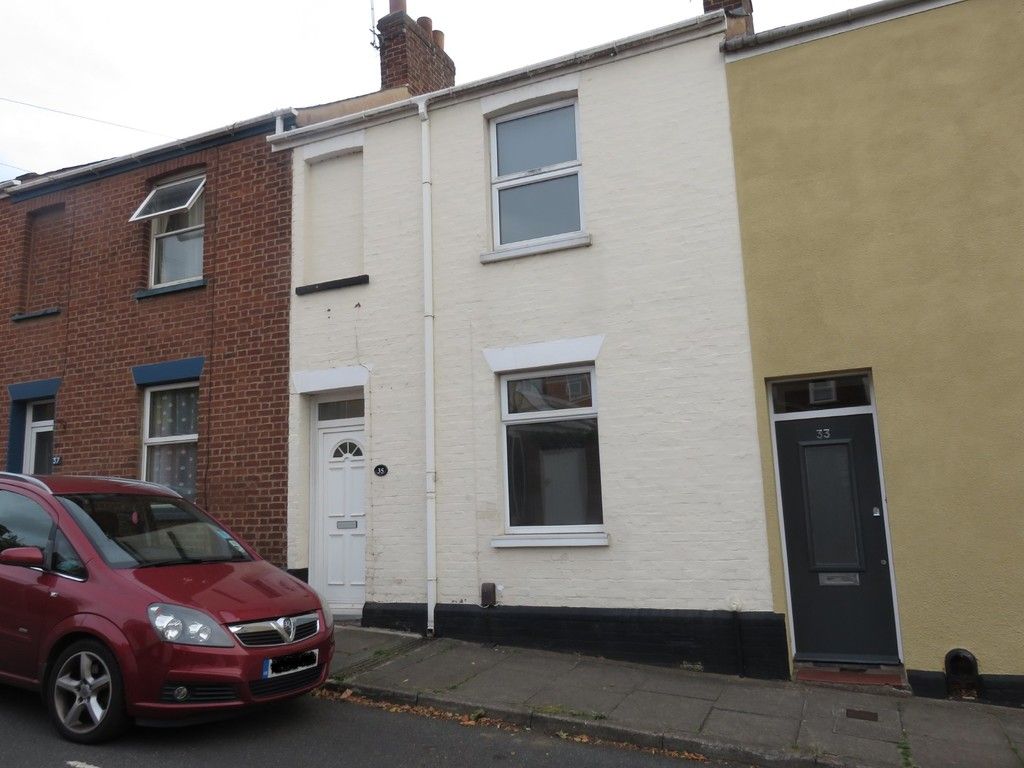 2 bed house to rent in Clifton Street,  - Property Image 1