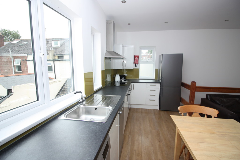 1 bed house to rent in Clifton Road, 3