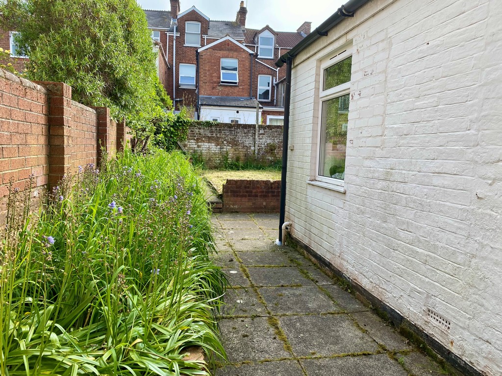 5 bed house to rent in Victoria Street, Exeter  - Property Image 17