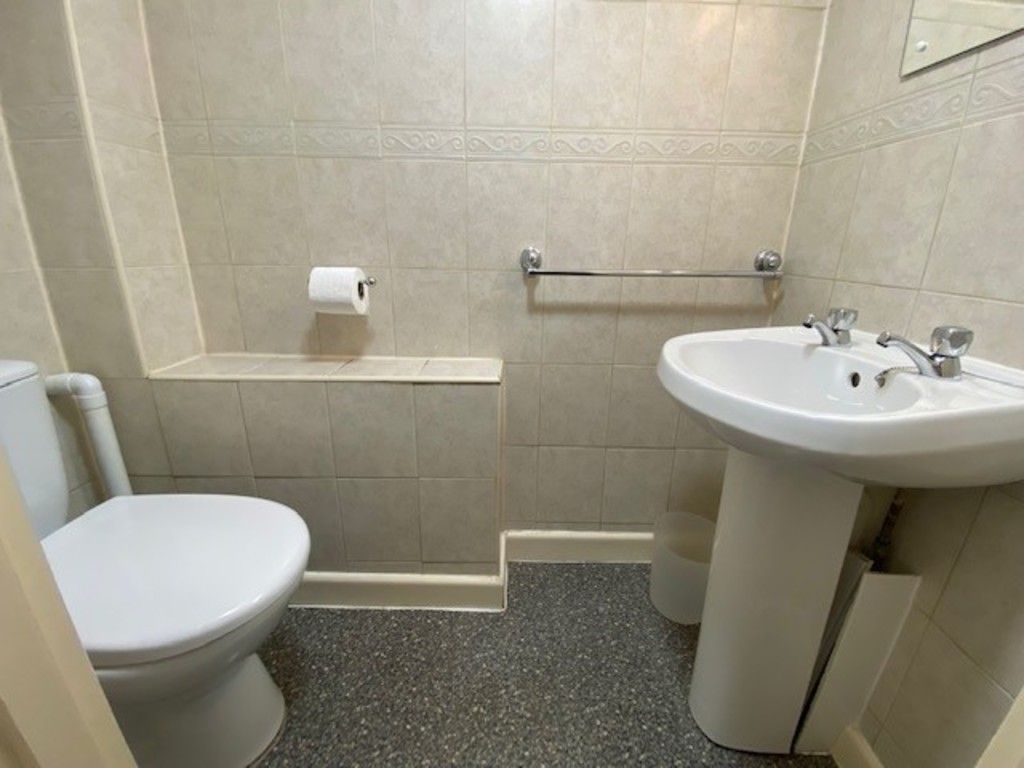 9 bed house to rent in Room @ Queens Terrace, Near Clock Tower  - Property Image 14