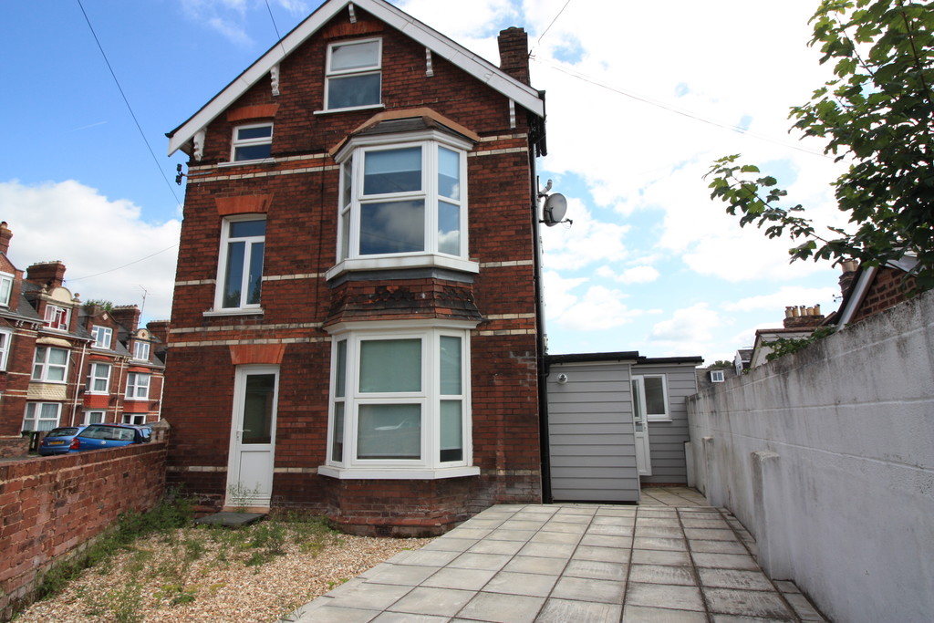7 bed house to rent in Mowbray Avenue, 1