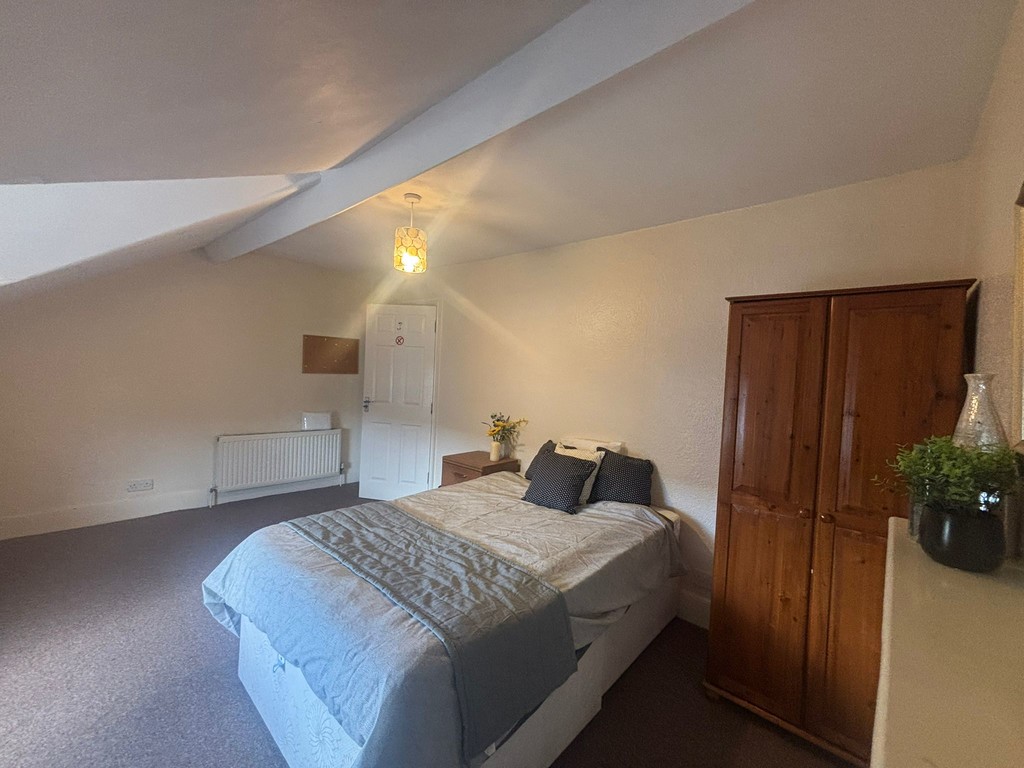 6 bed house to rent in Culverland Road, Exeter 13