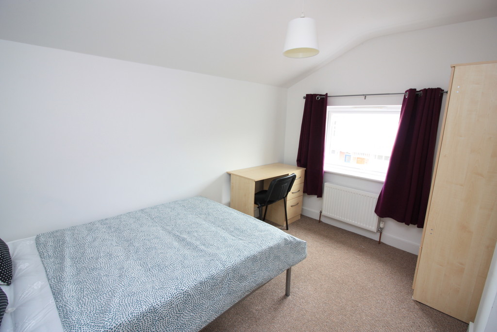 6 bed house to rent 9
