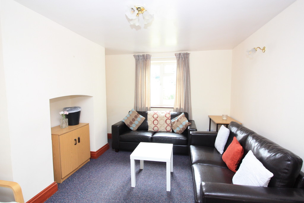 6 bed house to rent in Union Road, Exeter 5