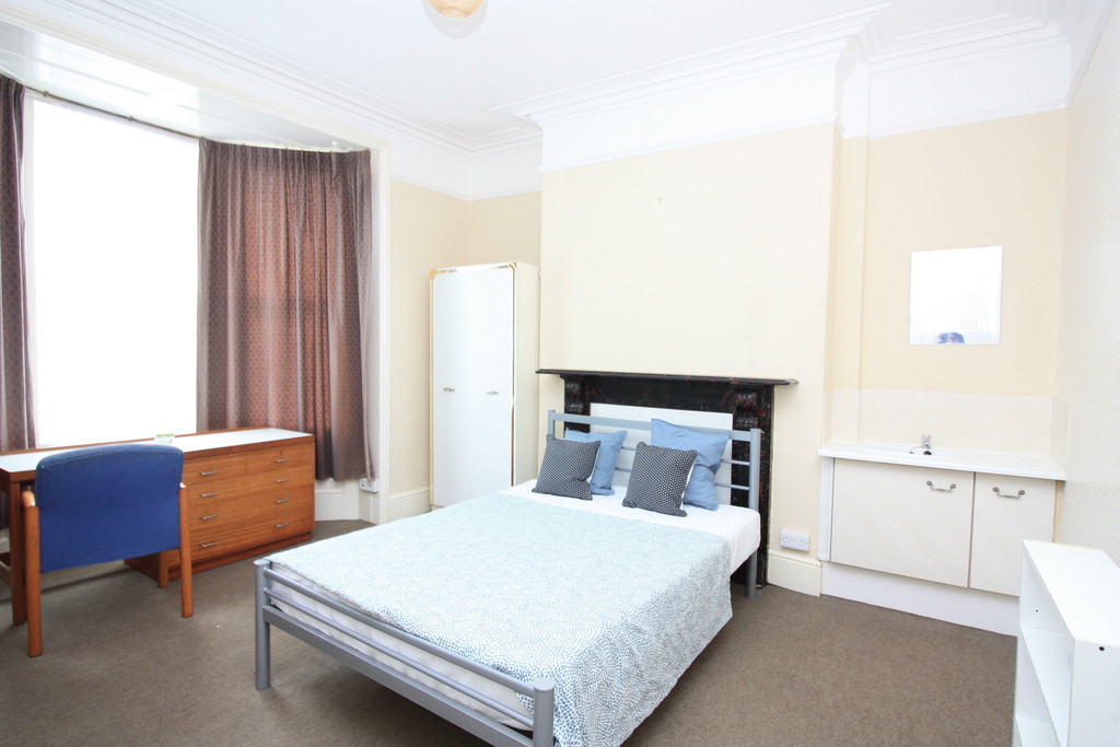 6 bed house to rent in Union Road, Exeter  - Property Image 7