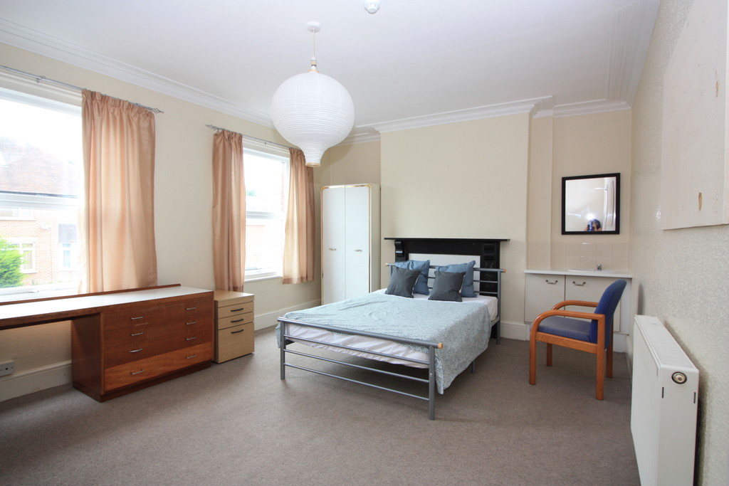 6 bed house to rent in Union Road, Exeter  - Property Image 9