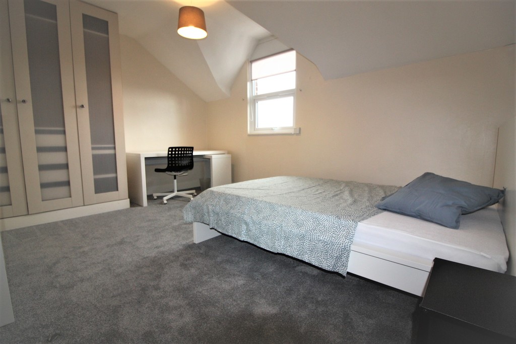 3 bed house to rent in West View Terrace,nr Bonhay Road 10