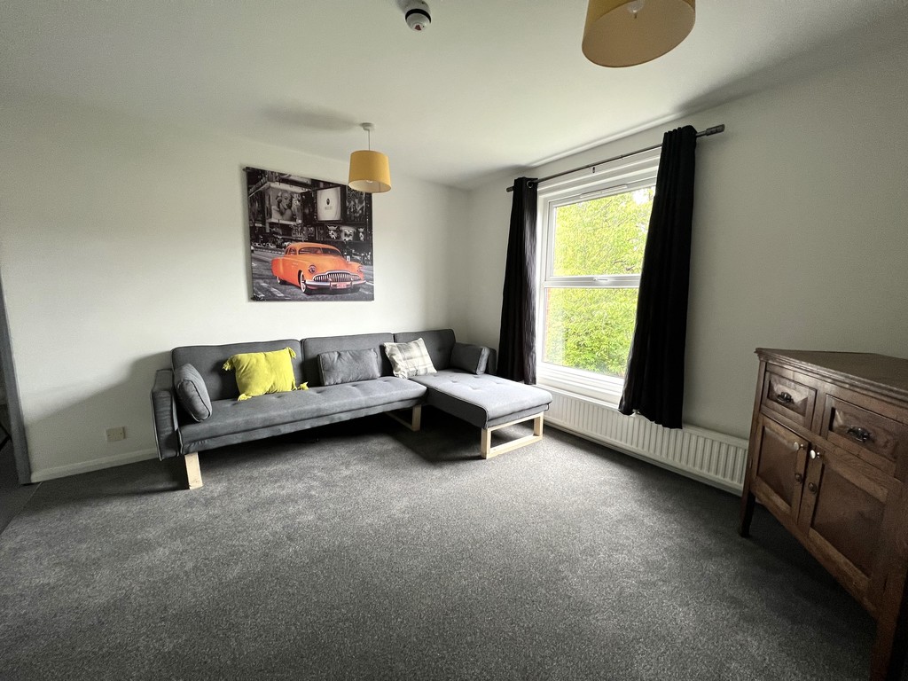 2 bed flat to rent in Longbrook Street  - Property Image 5