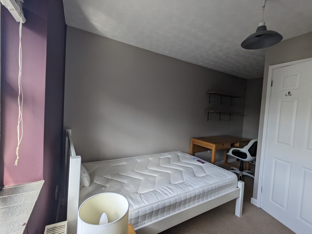 6 bed house to rent in May Street  - Property Image 13
