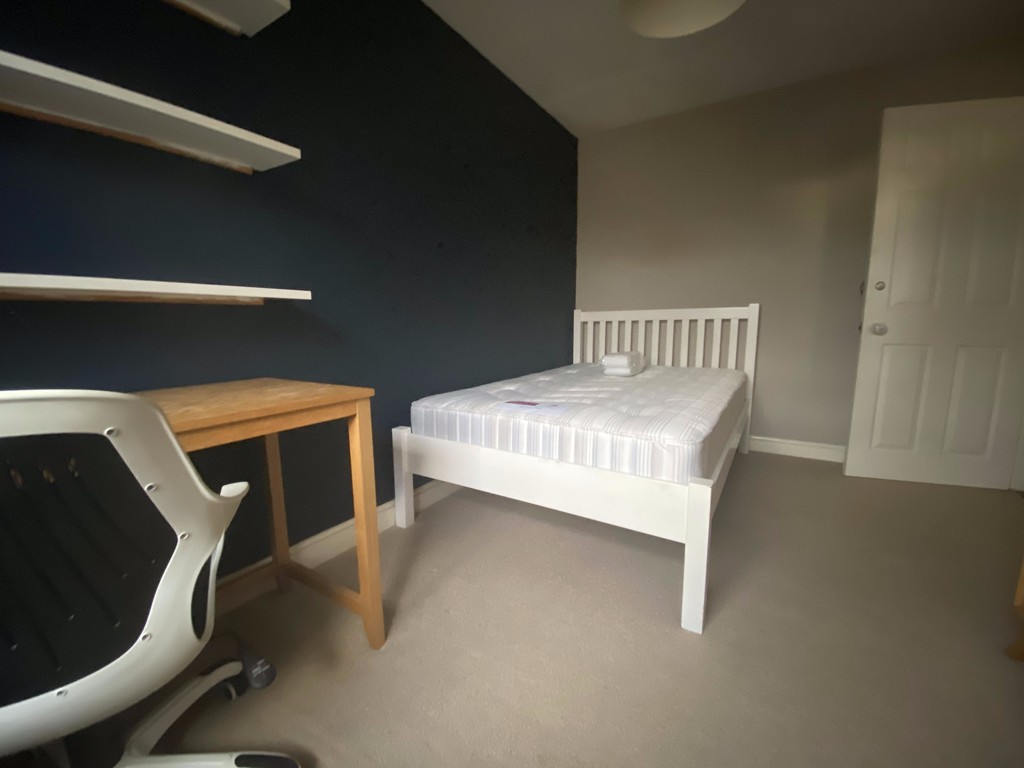 6 bed house to rent in May Street  - Property Image 9