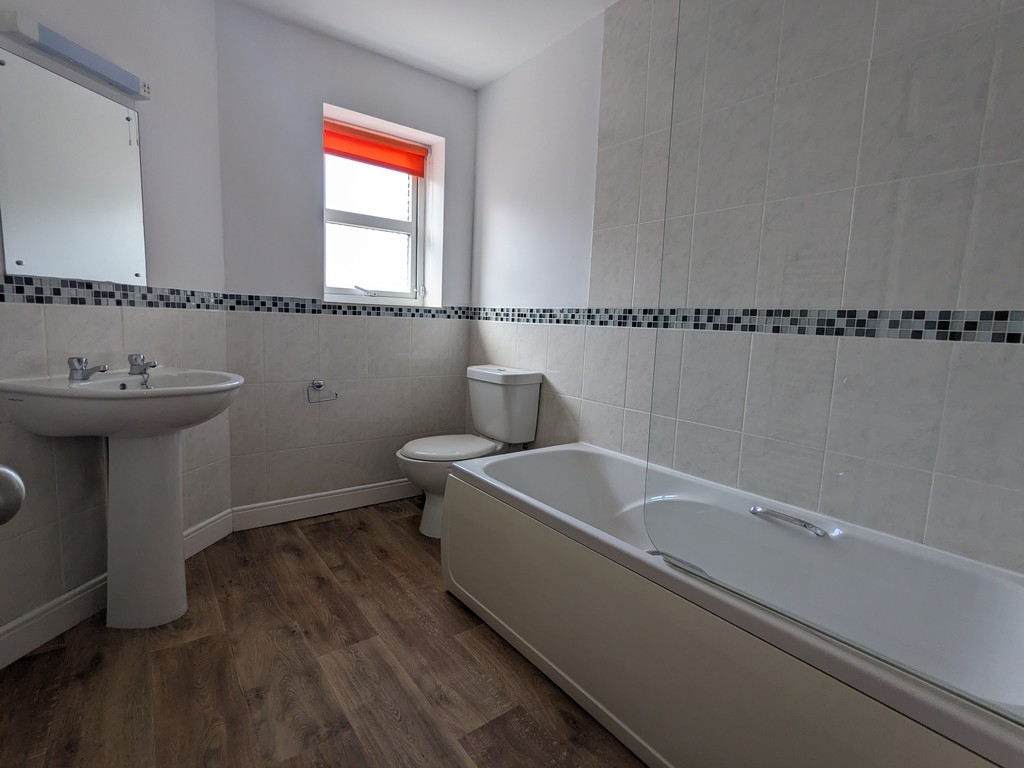 6 bed house to rent in May Street 10