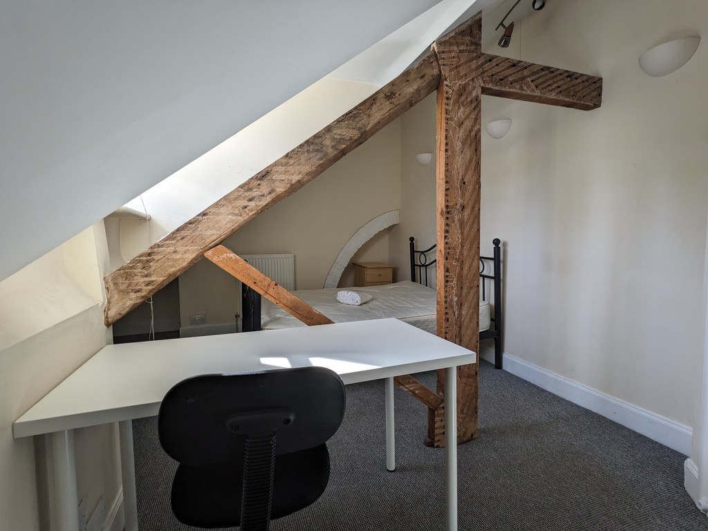 6 bed house to rent in St James Terrace  - Property Image 12