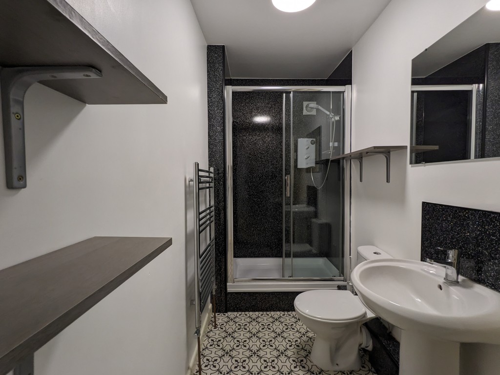 6 bed house to rent in St James Terrace  - Property Image 15