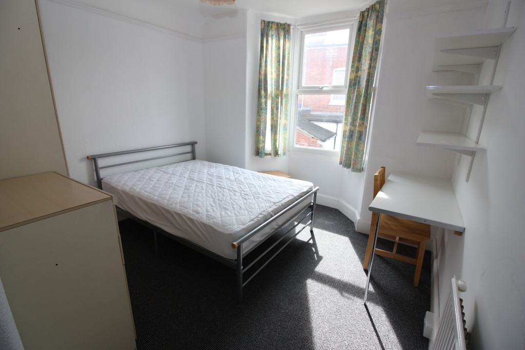 7 bed house to rent in Mount Pleasant Road  - Property Image 7