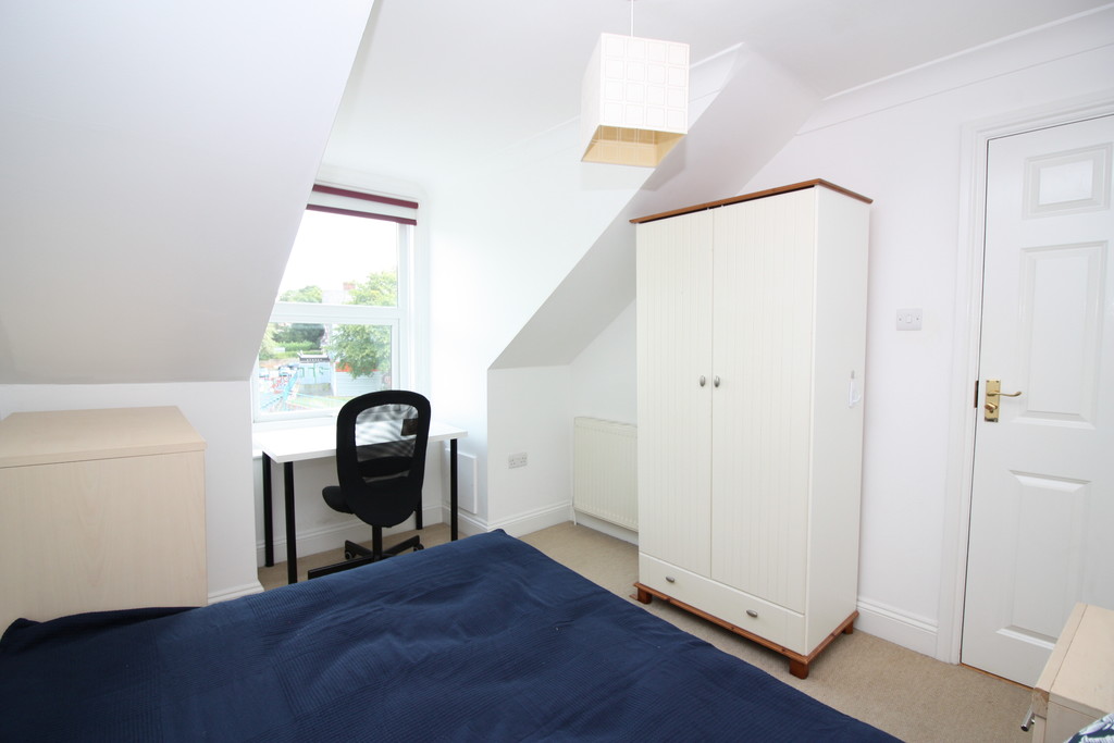 5 bed house to rent in Portland Street  - Property Image 13