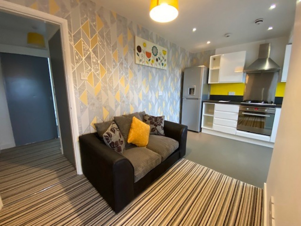 2 bed flat to rent in Longbrook Street, Exeter 4