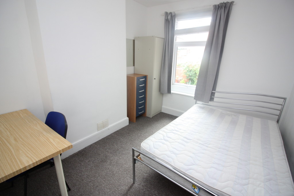 6 bed house to rent in Kings Road, Exeter 11