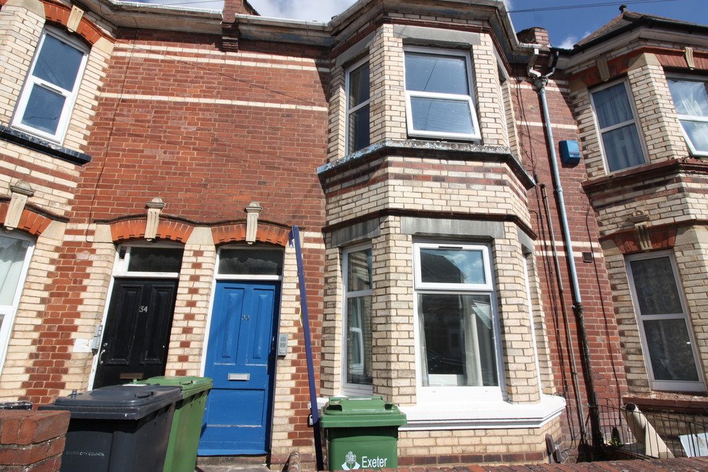 2 bed flat to rent in St Johns Road, EX1