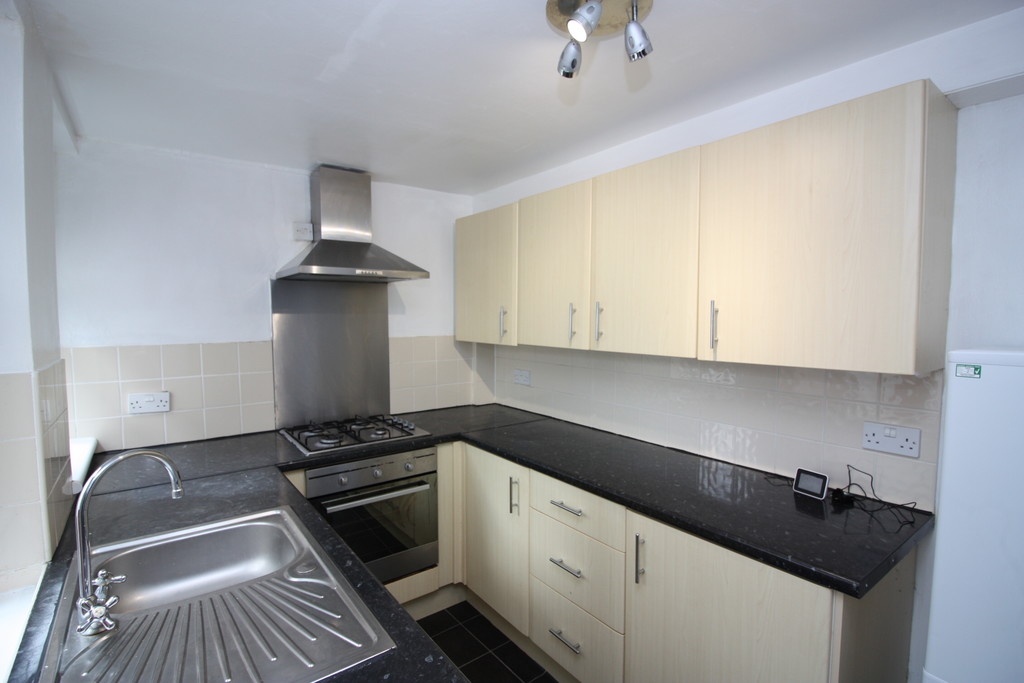 2 bed house to rent in Hoopern Street 4