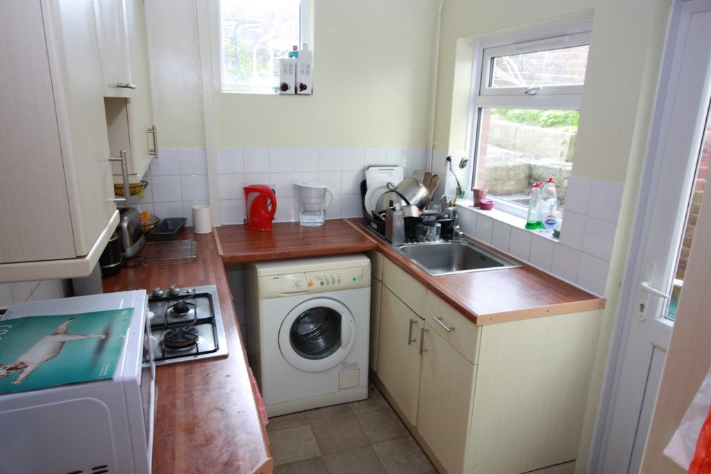 4 bed house to rent in Sandford Walk 3