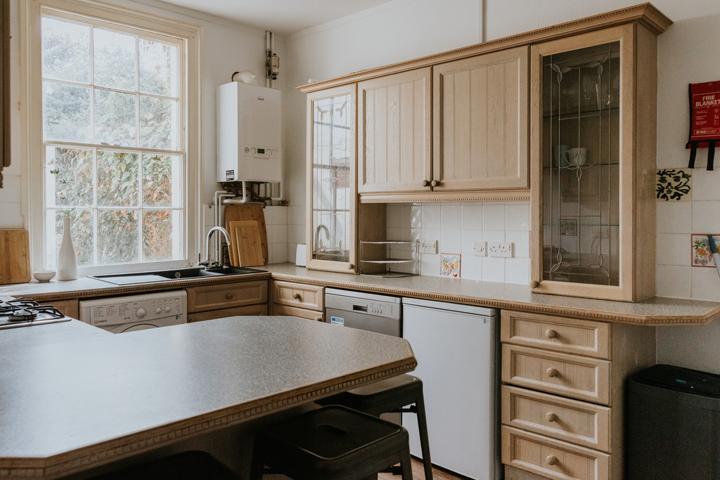 6 bed house to rent in Alexandra Terrace, Exeter 3