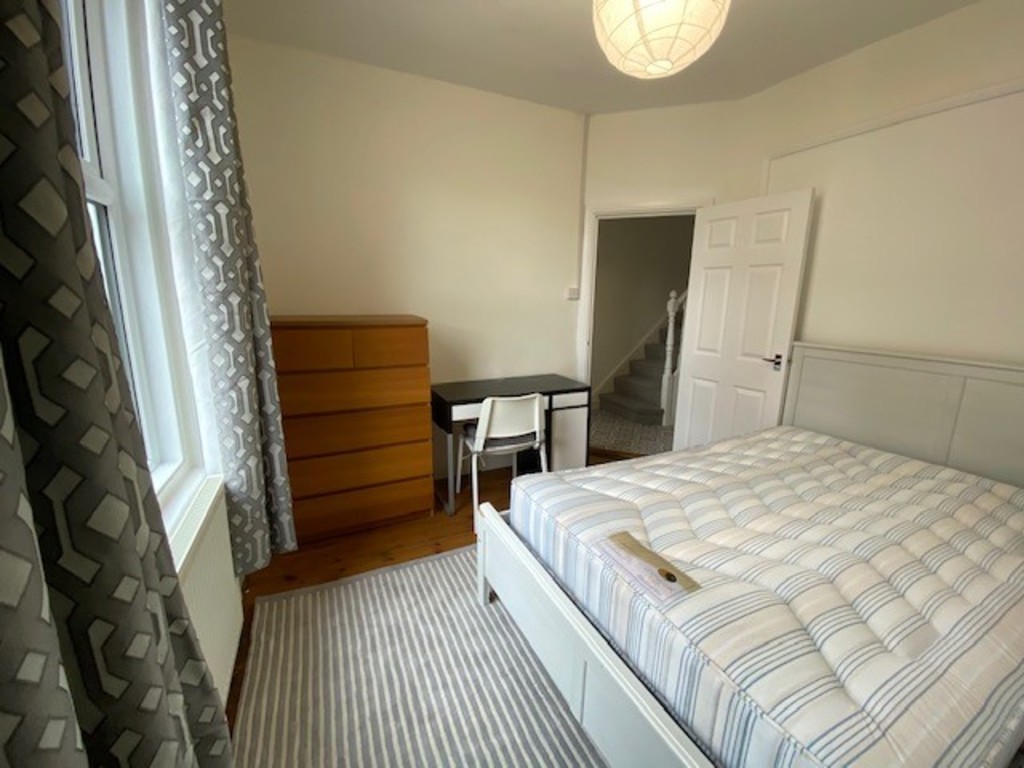 4 bed house to rent in Old Park Road, Exeter 10