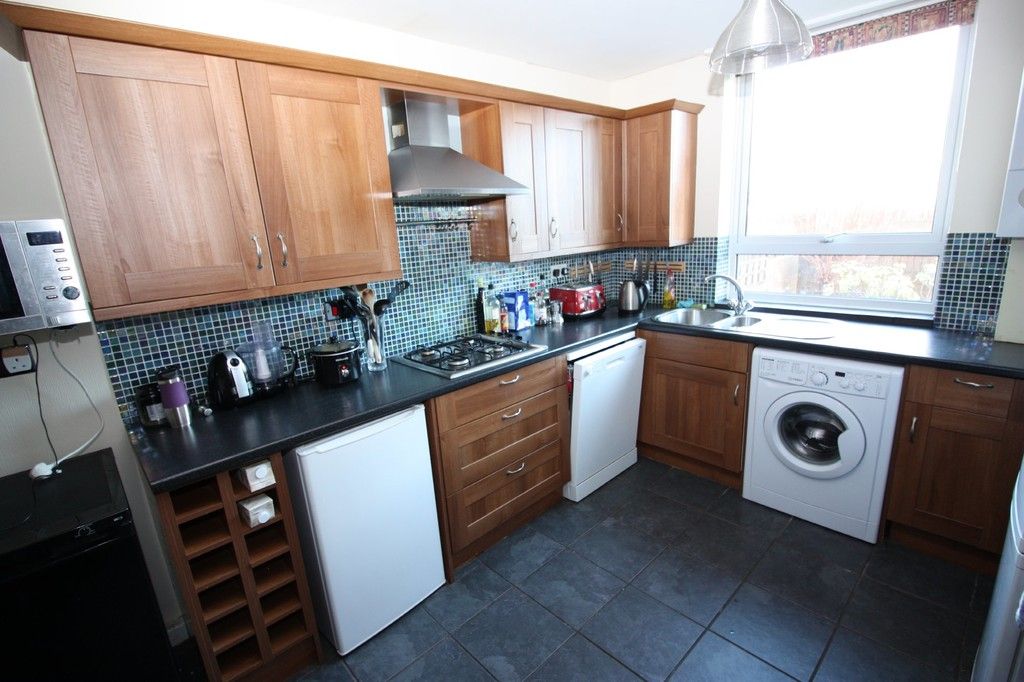 4 bed house to rent in Chanter Court, Bishop Westall Road, Exeter  - Property Image 5