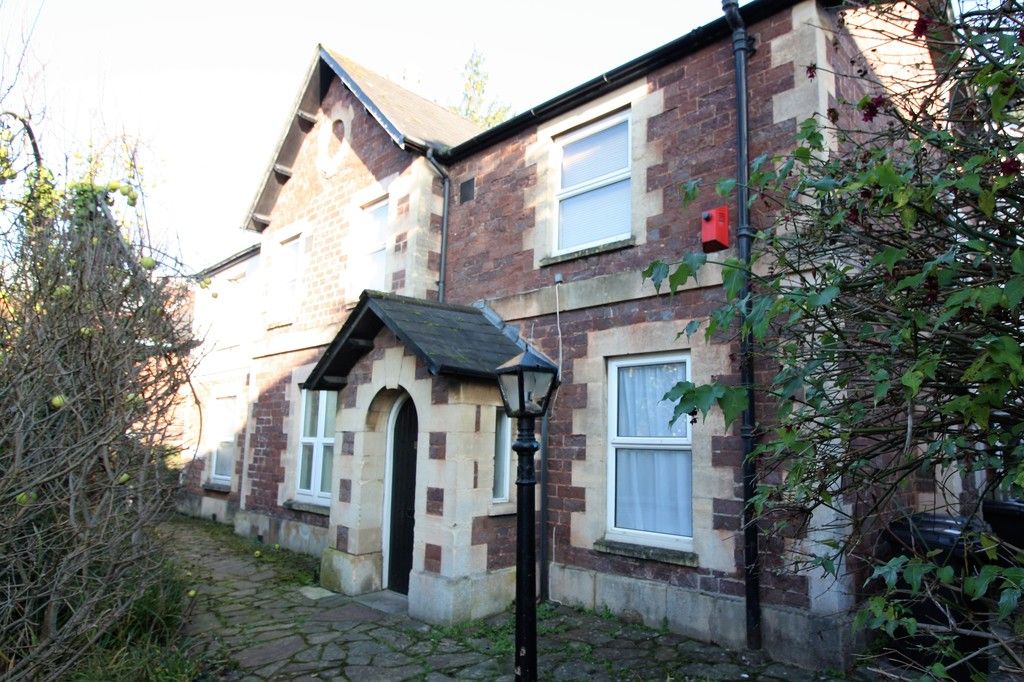 4 bed flat to rent in St. Davids Hill, Exeter 9