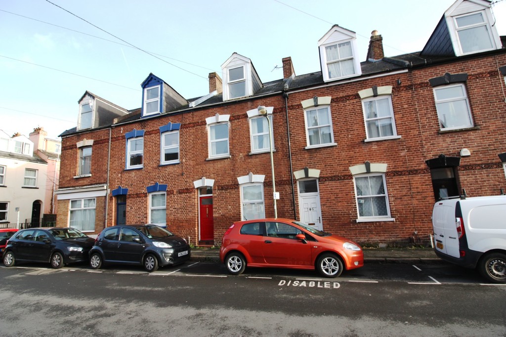 5 bed house to rent in Well Street 1