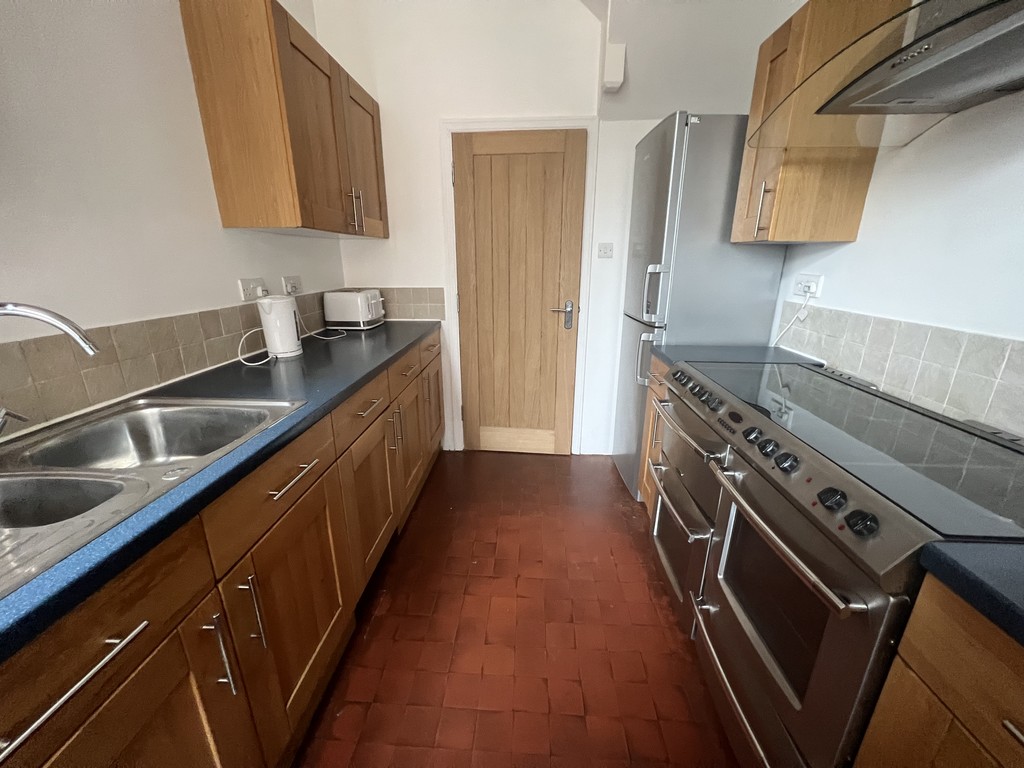 5 bed house to rent in Elmside, Exeter  - Property Image 7